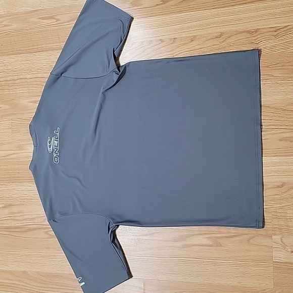 O'Neill Gray Short Sleeve spf 50+ mens Rash Guard - Picture 7 of 9